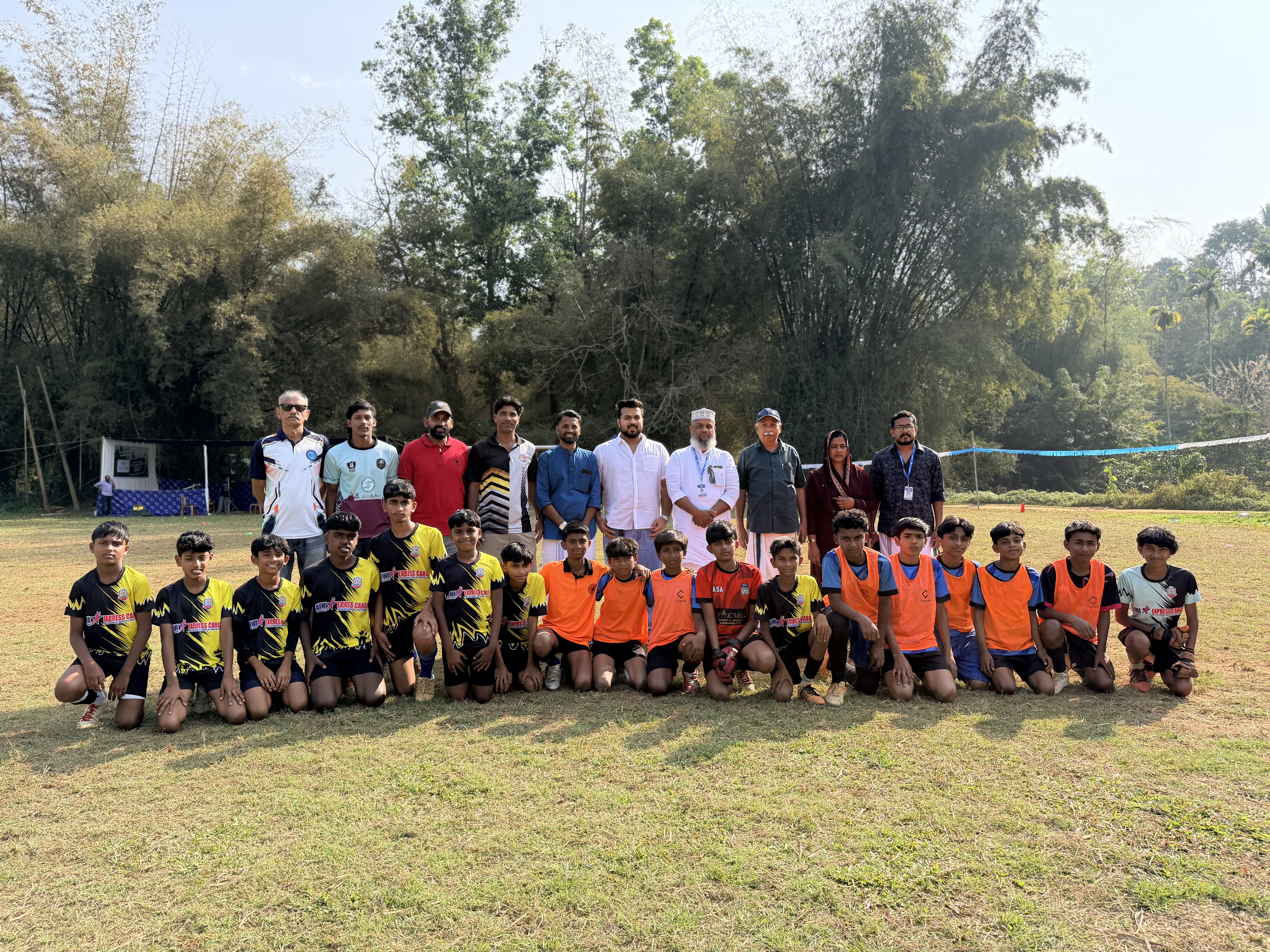 SPORTS KIT DISTRIBUTION & AUNTY DRUG COUNSLING